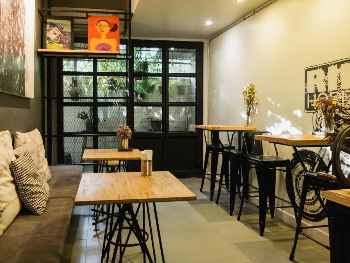 Pyur Otel Чиангмай Екстериор снимка